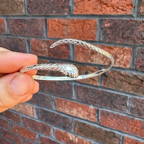 Serpenti Snake Silver Waterproof Green Eyes Cuff Bracelet - Picture 8 of 14